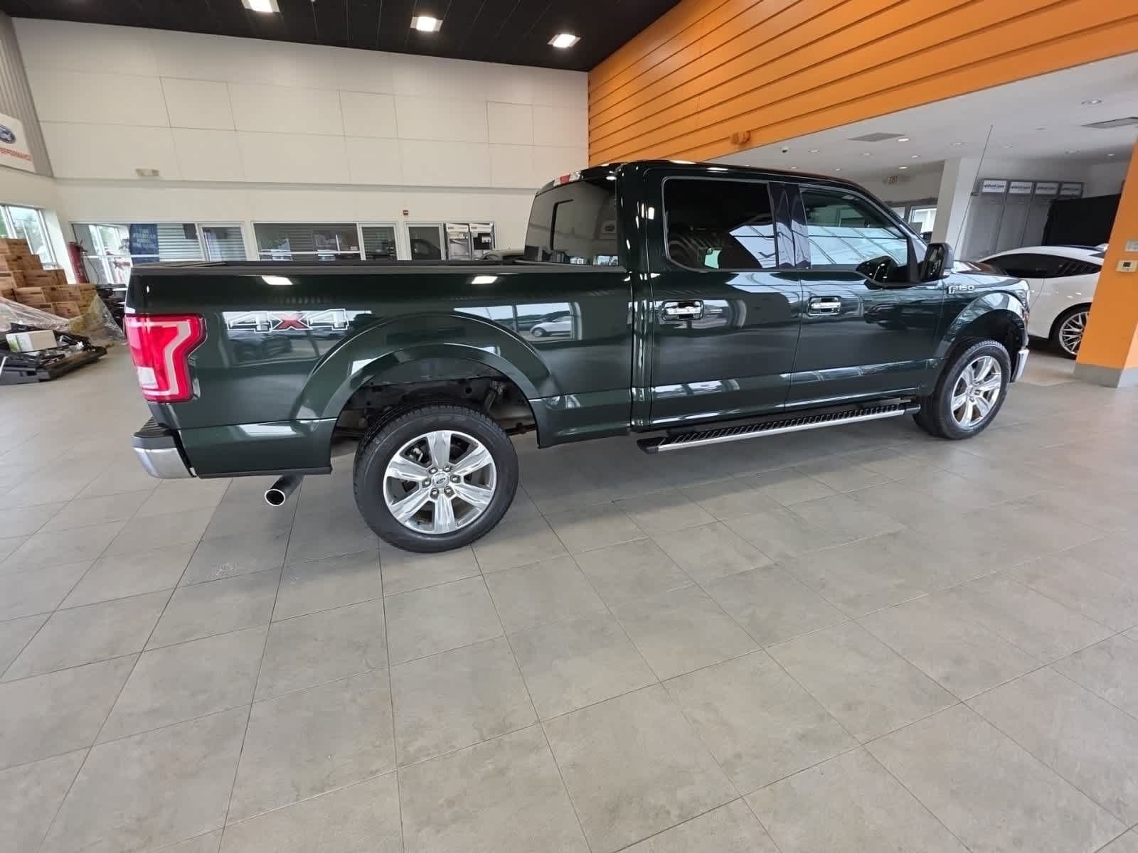 Used 2016 Ford F150 XLT w/ Equipment Group 302A Luxury AWD/4WD image 6
