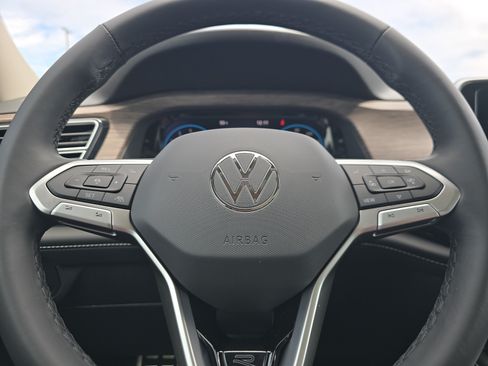 New 2026 Volkswagen Atlas SEL Premium R-Line AWD/4WD image 23