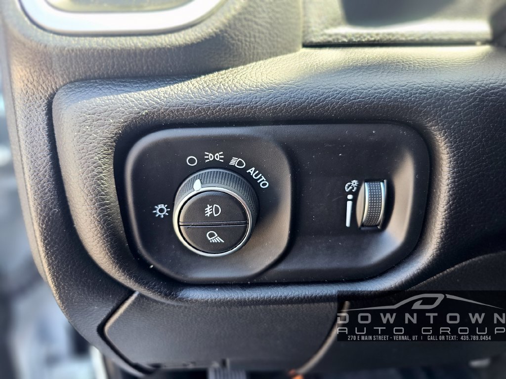 Used 2024 RAM 2500 Big Horn AWD/4WD image 22