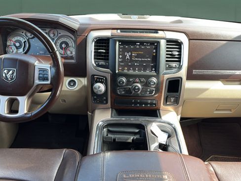 Used 2018 RAM 1500 Laramie Longhorn w/ Cold Weather Group AWD/4WD image 19