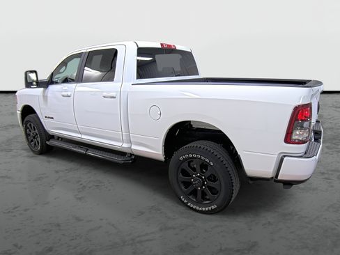 Used 2024 RAM 2500 Big Horn w/ Night Edition AWD/4WD image 2