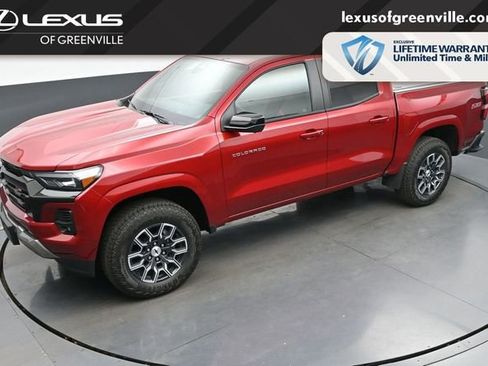 Used 2025 Chevrolet Colorado Z71 w/ Technology Package AWD/4WD image 49