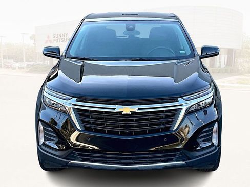 Used 2024 Chevrolet Equinox LT image 2