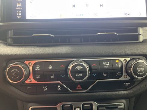 New 2025 Jeep Wrangler Sport S image 15