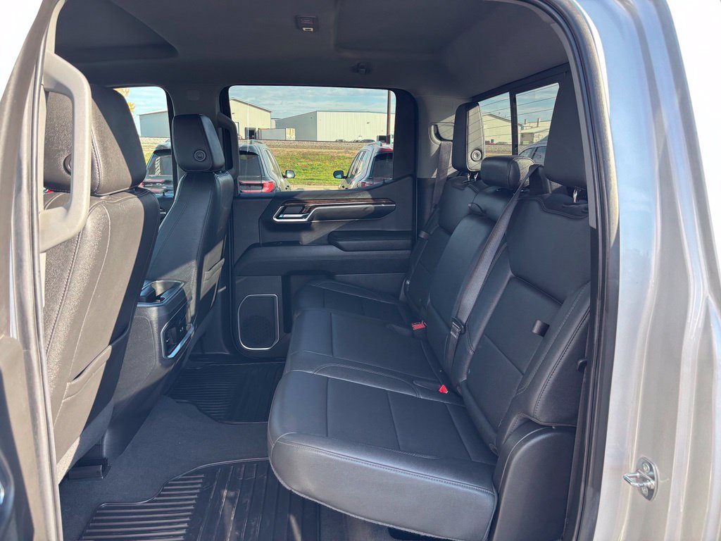 Used 2022 GMC Sierra 1500 Elevation w/ Elevation Premium Package AWD/4WD image 28