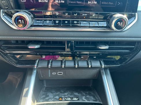 Certified 2024 Chevrolet Colorado LT w/ LT Convenience Package II image 31