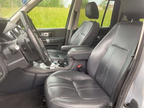 Used 2016 Land Rover LR4 HSE Silver Edition image 14