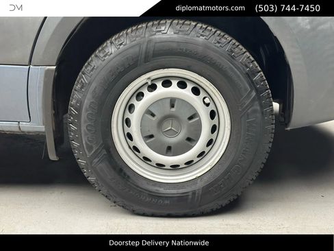 Used 2019 Mercedes-Benz Sprinter 170 image 31