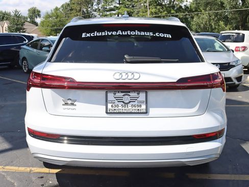 Used 2019 Audi e-tron Premium Plus image 15
