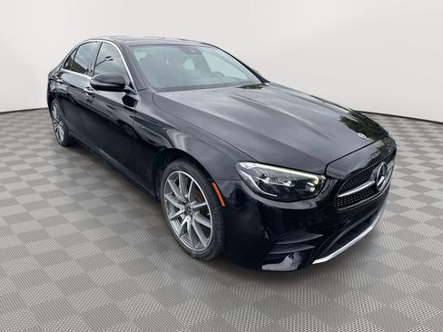 Used 2022 Mercedes-Benz E 350 Sedan image 4