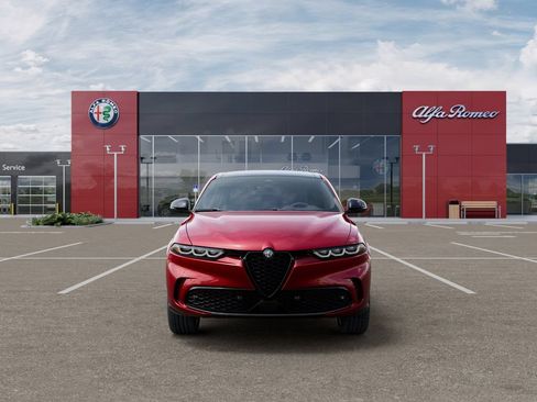 New 2025 Alfa Romeo Tonale w/ Premium Package AWD/4WD image 7