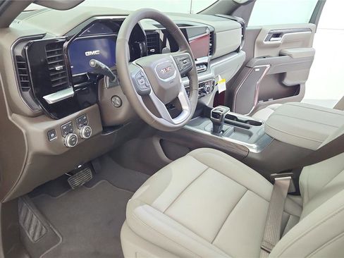 New 2026 GMC Sierra 1500 SLT w/ SLT Premium Package image 23
