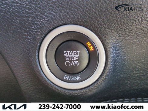 Used 2015 Dodge Challenger R/T Scat Pack w/ Leather Interior Group image 29