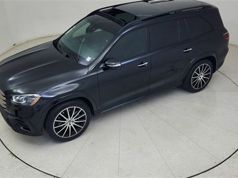 Used 2025 Mercedes-Benz GLS 450 4MATIC image 85