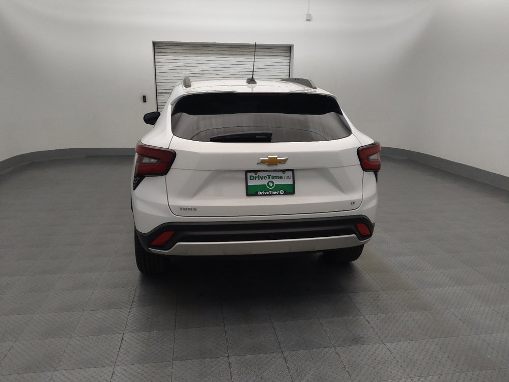 Used 2024 Chevrolet Trax LT w/ Driver Confidence Package FWD image 6