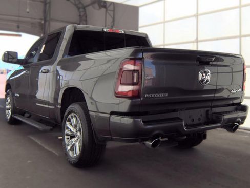Used 2023 RAM 1500 Laramie AWD/4WD image 4