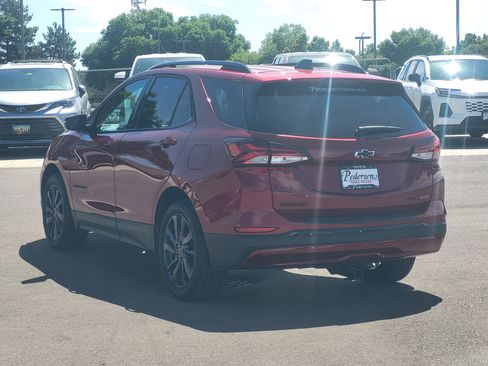Used 2024 Chevrolet Equinox RS w/ RS Leather Package AWD/4WD image 3