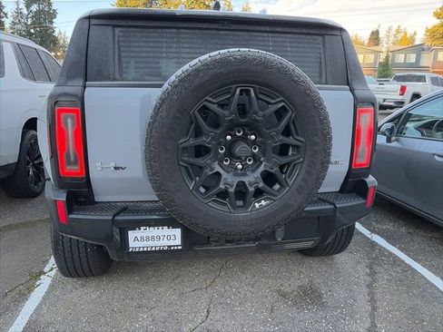 Used 2025 GMC Hummer EV 2X image 7