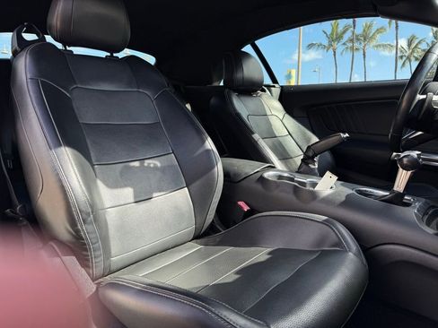 Used 2018 Ford Mustang GT Premium image 9