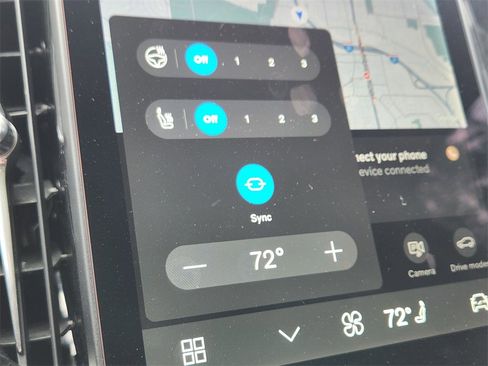 Used 2025 Volvo XC90 B6 Plus image 14