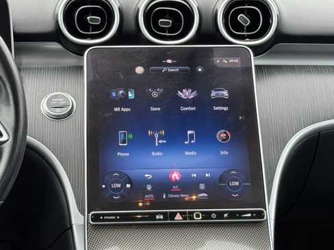 Used 2022 Mercedes-Benz C 300 Sedan image 17