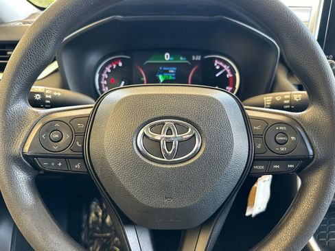 Certified 2023 Toyota RAV4 LE image 27
