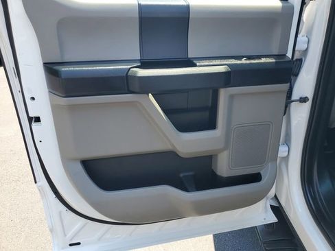 Used 2018 Ford F150 XL w/ Equipment Group 101A Mid AWD/4WD image 12