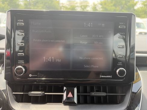 Used 2021 Toyota Corolla LE FWD image 23