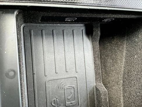 Used 2022 Audi Q7 3.0T Premium Plus w/ Premium Plus Package image 16