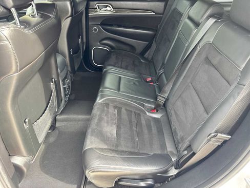 Used 2018 Jeep Grand Cherokee SRT AWD/4WD image 20