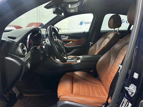 Used 2019 Mercedes-Benz GLC 300 4MATIC Coupe image 10