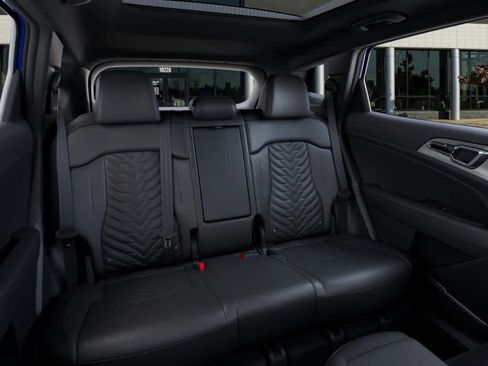 New 2026 Kia Sportage X-Line w/ X-Line Technology Package image 16