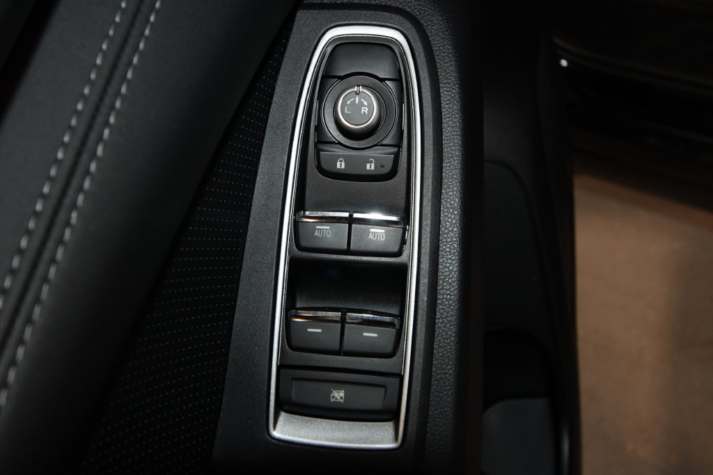 Used 2023 Subaru Ascent Limited AWD/4WD image 6