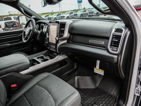 New 2026 RAM 3500 Big Horn AWD/4WD image 18