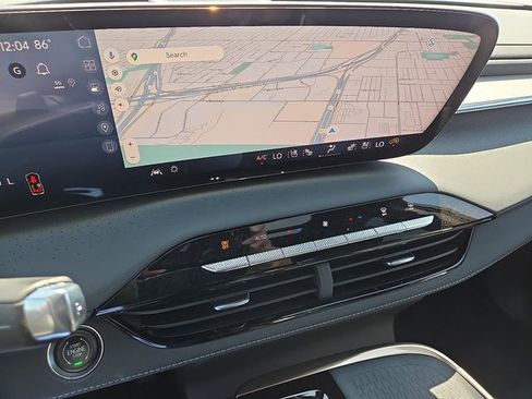 New 2026 Buick Enclave Avenir w/ Super Cruise Package FWD image 11