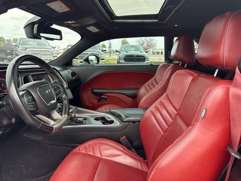 Used 2023 Dodge Challenger SRT Hellcat RWD image 11