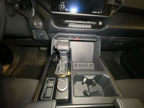 Used 2024 Toyota Tundra SR5 image 9