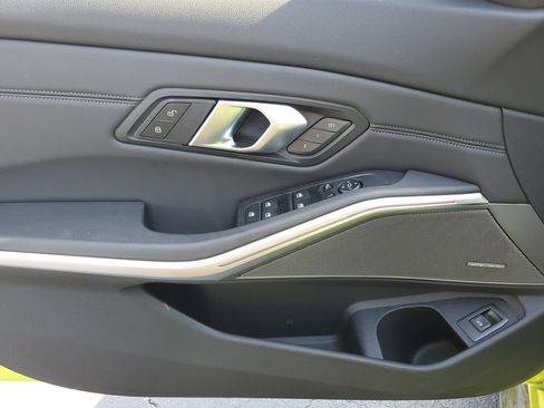 Used 2025 BMW M3 Competition AWD/4WD image 17