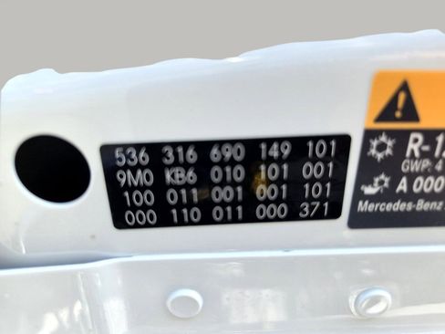 Used 2023 Mercedes-Benz EQB 300 EQB 300 4MATIC SUV image 74