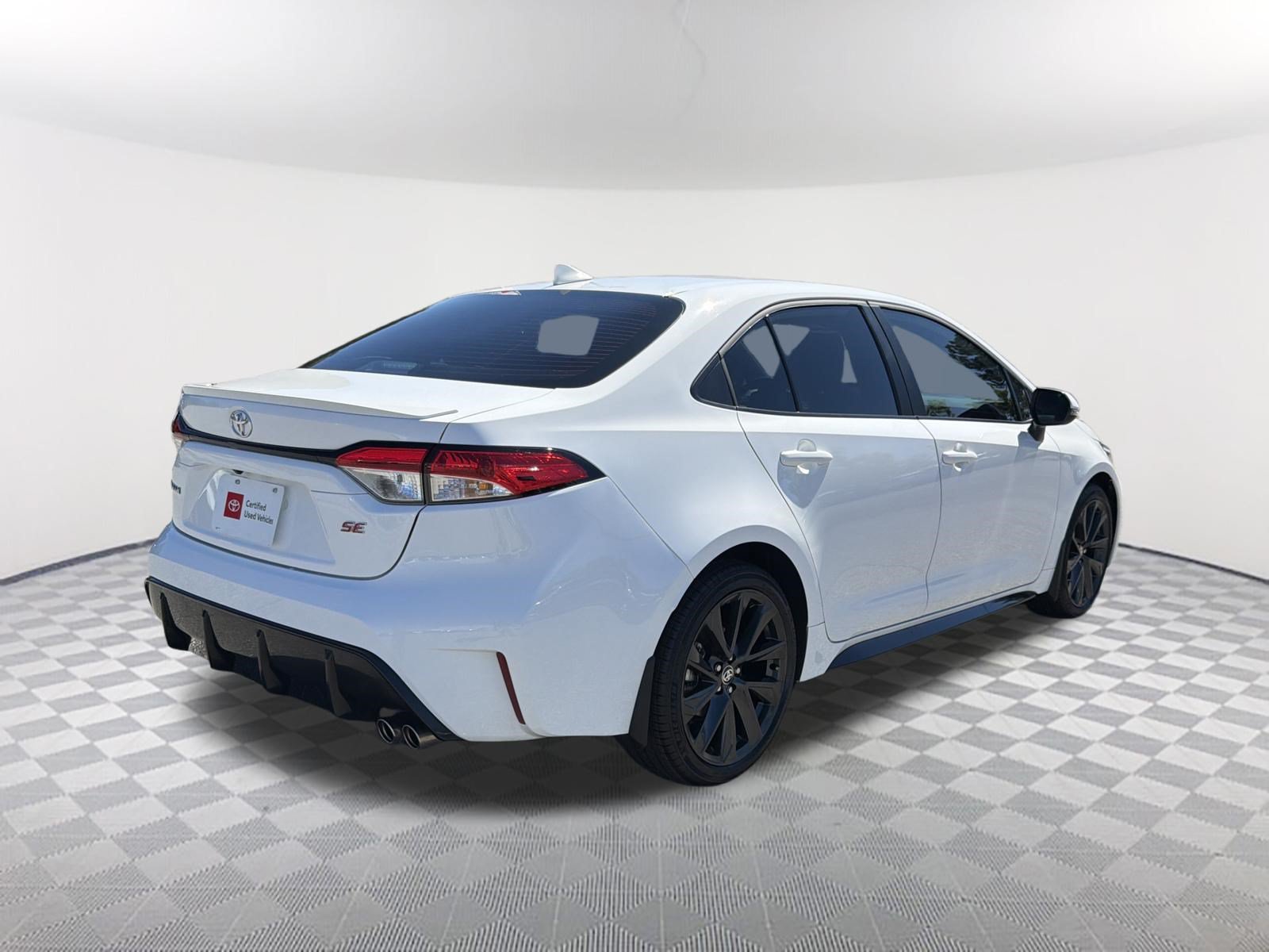 Certified 2025 Toyota Corolla SE FWD image 17