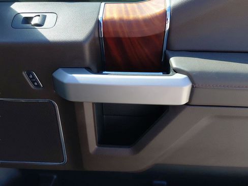 Used 2016 Ford F150 King Ranch w/ Equipment Group 601A Luxury AWD/4WD image 14