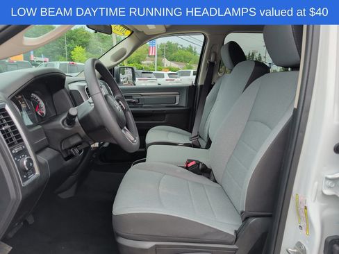 Used 2023 RAM 1500 Classic SLT AWD/4WD image 11