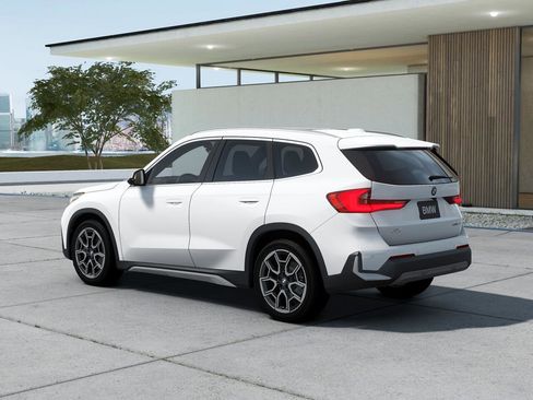 New 2025 BMW X1 xDrive28i w/ Premium Package image 2
