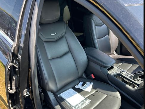 Used 2023 Cadillac XT5 Luxury AWD/4WD image 14