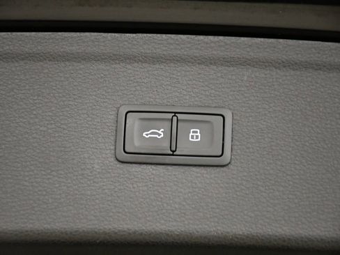 Certified 2023 Audi Q5 2.0T Premium w/ Convenience Package image 58