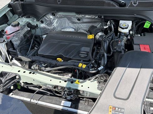 New 2026 Chevrolet Trax ACTIV w/ Driver Confidence Package FWD image 32