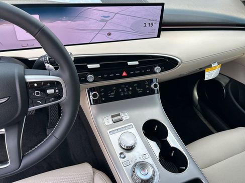 New 2026 Genesis GV70 2.5T Select AWD/4WD image 28