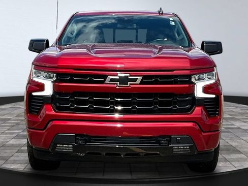 Used 2024 Chevrolet Silverado 1500 RST w/ Convenience Package II AWD/4WD image 2