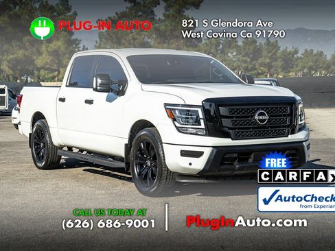 Used 2023 Nissan Titan SV w/ SV Convenience Package image 6