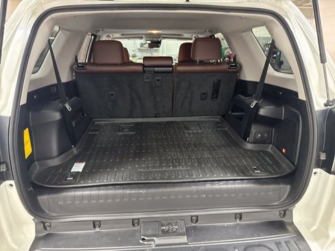 Used 2023 Toyota 4Runner Limited AWD/4WD image 32